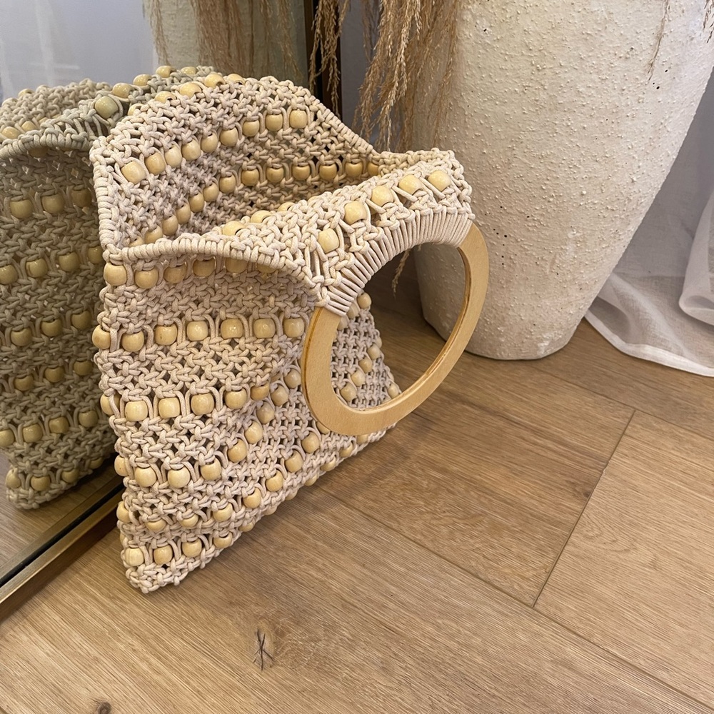 LAST2 • Cabo Ready Beaded Wooden Tote Handbag - Picture 5 of 14